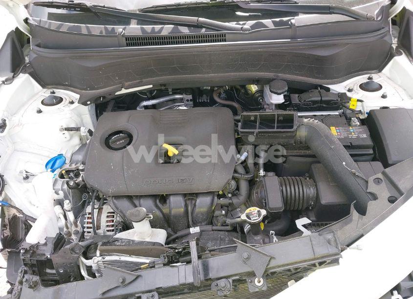 Photo 10 of 2024 Kia Seltos LX (VIN KNDEPCAA6R7614582)