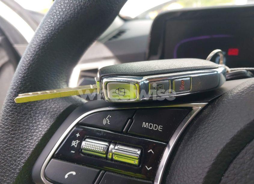 Photo 11 of 2024 Kia Seltos LX (VIN KNDEPCAA6R7614582)