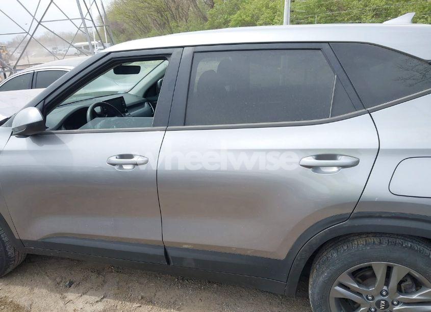 Photo 14 of 2021 Kia Seltos LX (VIN KNDEPCAA8M7104890)