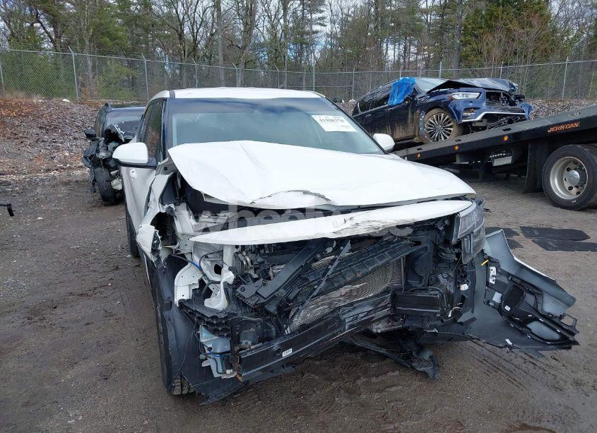 Photo 6 of 2023 Kia Seltos LX (VIN KNDEPCAAXP7387135)