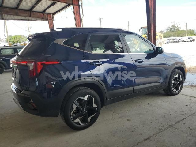 Photo 5 of 2024 KIA SELTOS EX (VIN KNDER2AA0R7573015)