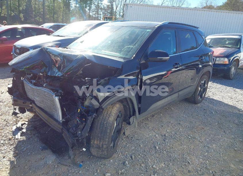Photo 2 of 2025 Kia Seltos EX (VIN KNDER2AA2S7701292)