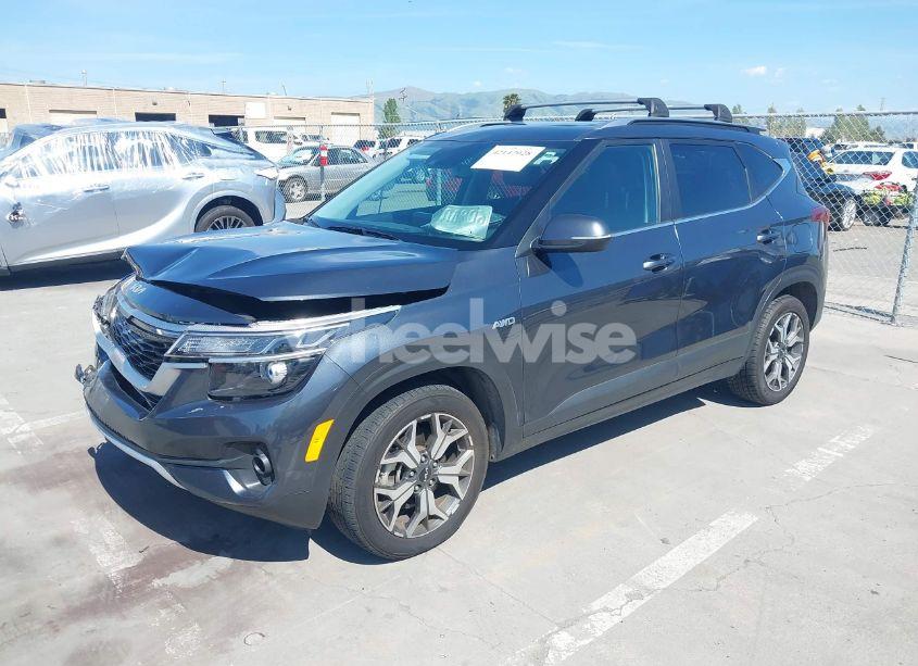 Photo 2 of 2022 Kia Seltos EX (VIN KNDERCAA0N7315688)