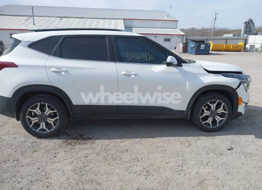 Photo 13 of 2022 Kia Seltos EX (VIN KNDERCAA3N7277308)