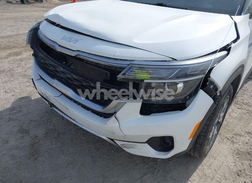 Photo 6 of 2022 Kia Seltos EX (VIN KNDERCAA3N7277308)