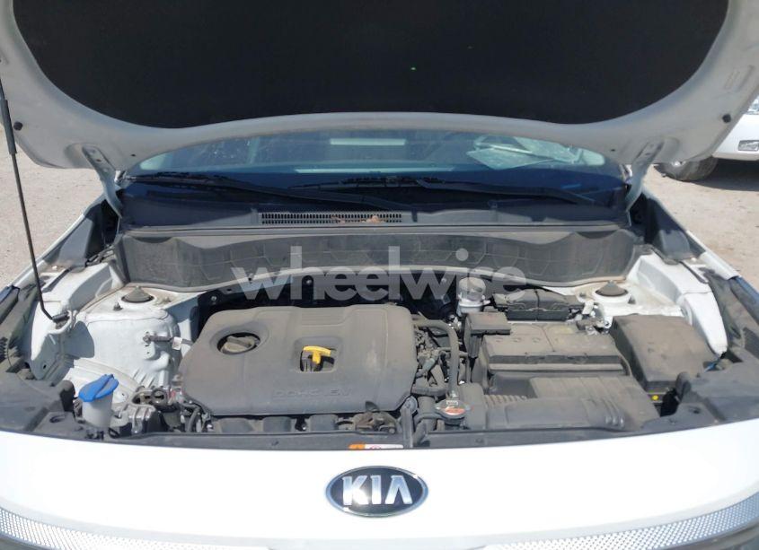 Photo 10 of 2021 Kia Seltos EX (VIN KNDERCAA4M7165986)