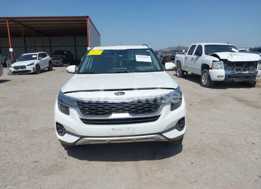 Photo 13 of 2021 Kia Seltos EX (VIN KNDERCAA4M7165986)