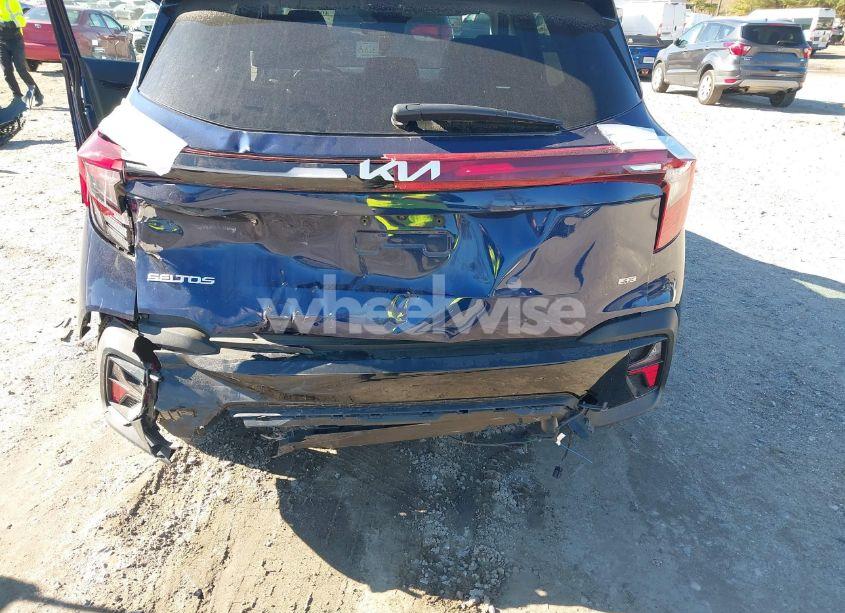 Photo 5 of 2024 Kia Seltos EX (VIN KNDERCAAXR7506489)