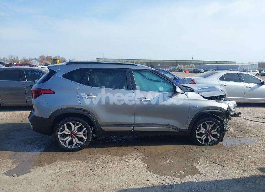 Photo 13 of 2021 Kia Seltos SX TURBO (VIN KNDETCA25M7073876)