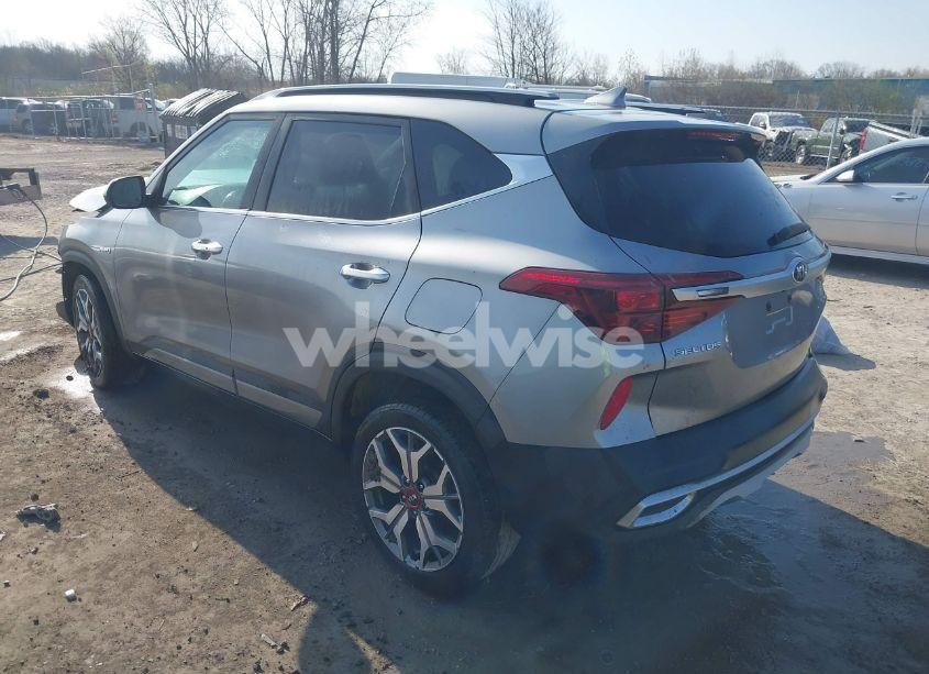 Photo 3 of 2021 Kia Seltos SX TURBO (VIN KNDETCA25M7073876)