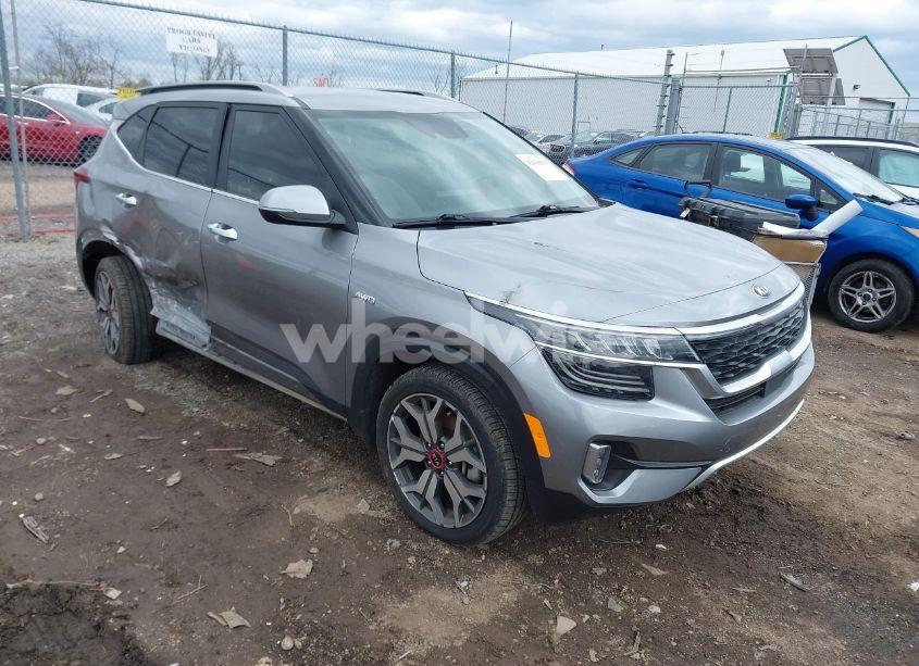 2021 Kia Seltos SX TURBO (VIN KNDETCA28M7161143) main photo