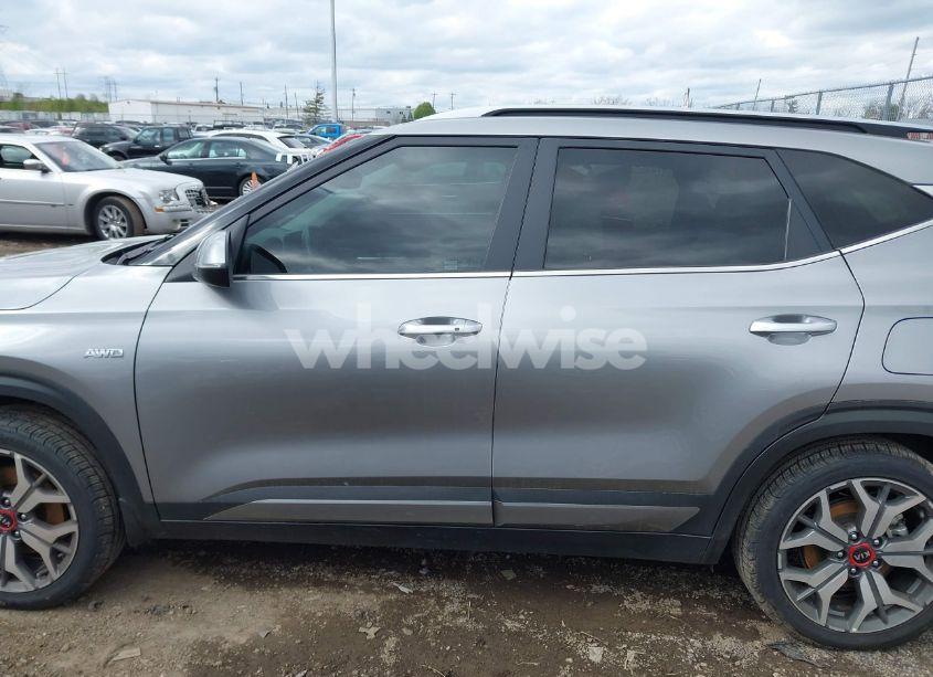 Photo 14 of 2021 Kia Seltos SX TURBO (VIN KNDETCA28M7161143)