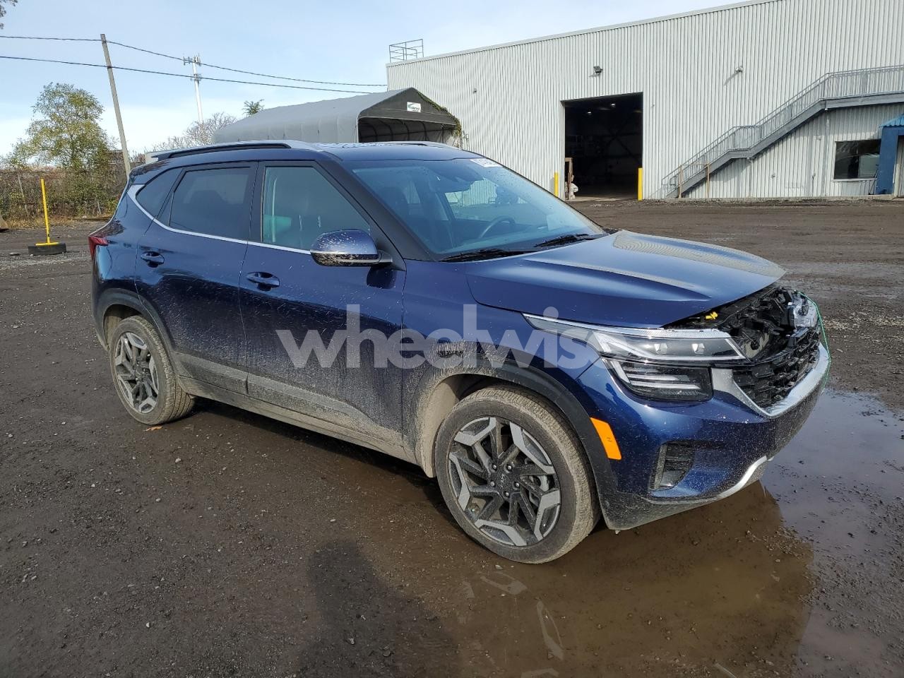 Photo 4 of 2025 KIA SELTOS SX (VIN KNDETCA75S7690736)
