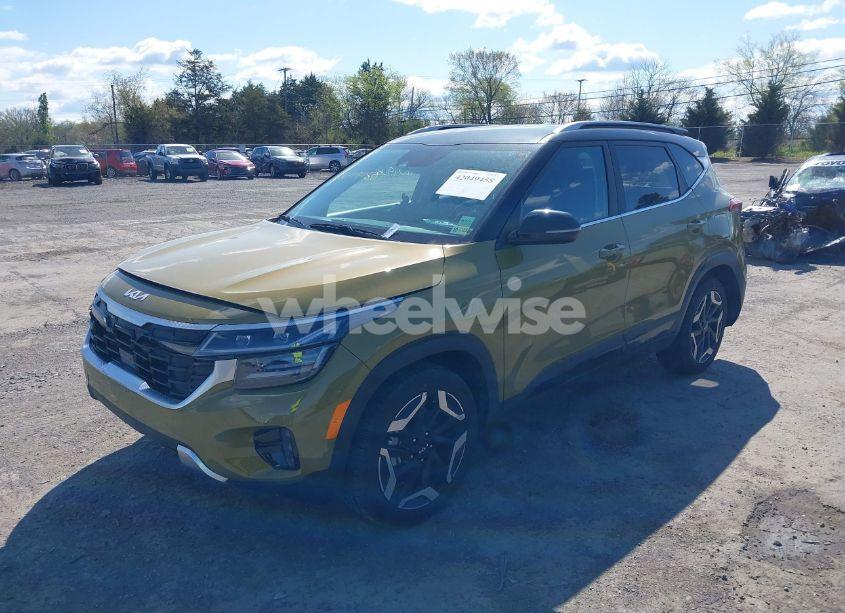 Photo 2 of 2024 Kia Seltos SX TURBO (VIN KNDETCA76R7544419)