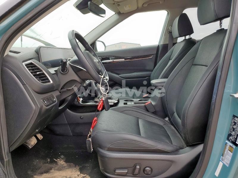 Photo 8 of 2024 KIA SELTOS SX (VIN KNDETCA79R7552384)