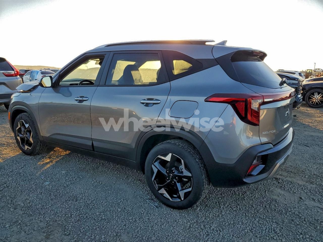 Photo 2 of 2025 KIA SELTOS S (VIN KNDEU2AA2S7770949)