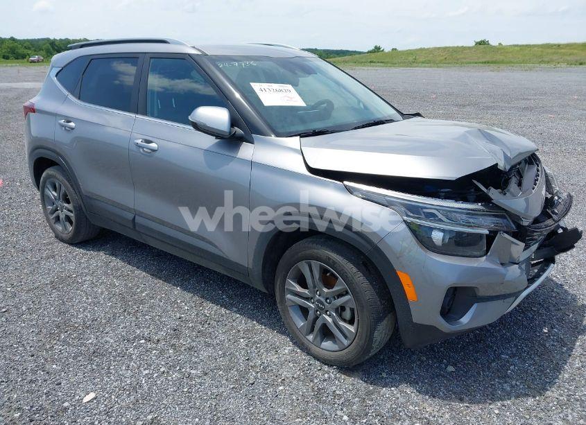 2022 Kia Seltos S (VIN KNDEU2AA3N7315127) main photo