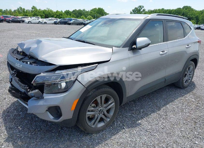 Photo 2 of 2022 Kia Seltos S (VIN KNDEU2AA3N7315127)