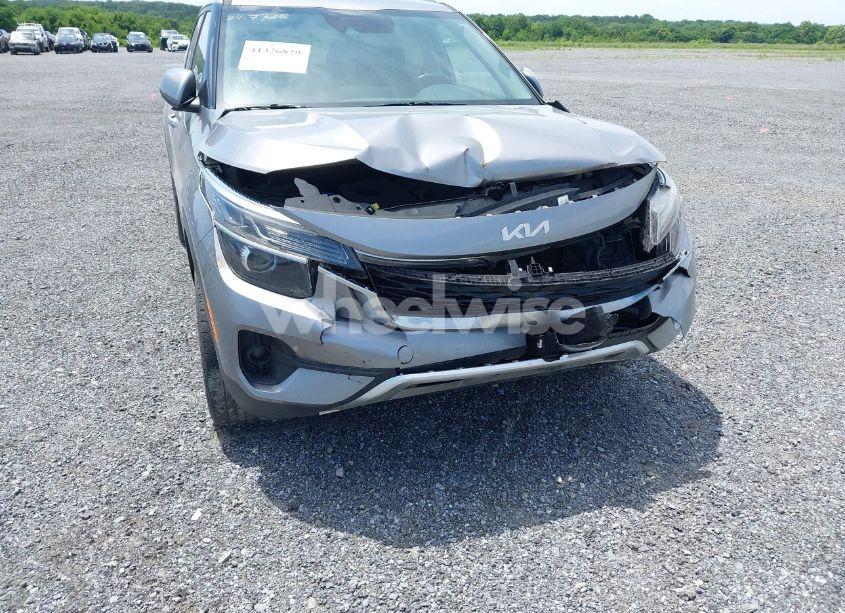 Photo 6 of 2022 Kia Seltos S (VIN KNDEU2AA3N7315127)