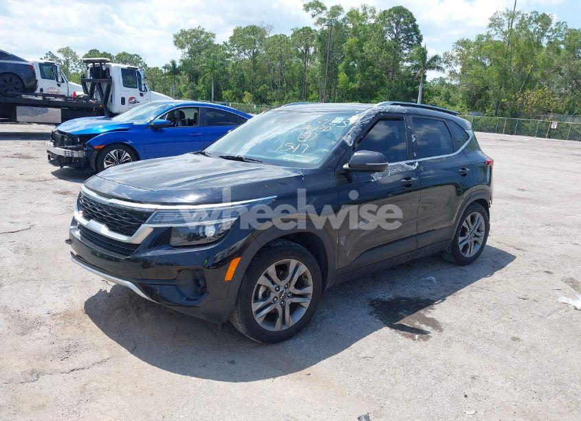 Photo 2 of 2023 Kia Seltos S (VIN KNDEU2AA4P7371547)
