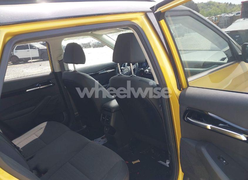 Photo 8 of 2022 Kia Seltos S (VIN KNDEU2AA9N7246153)