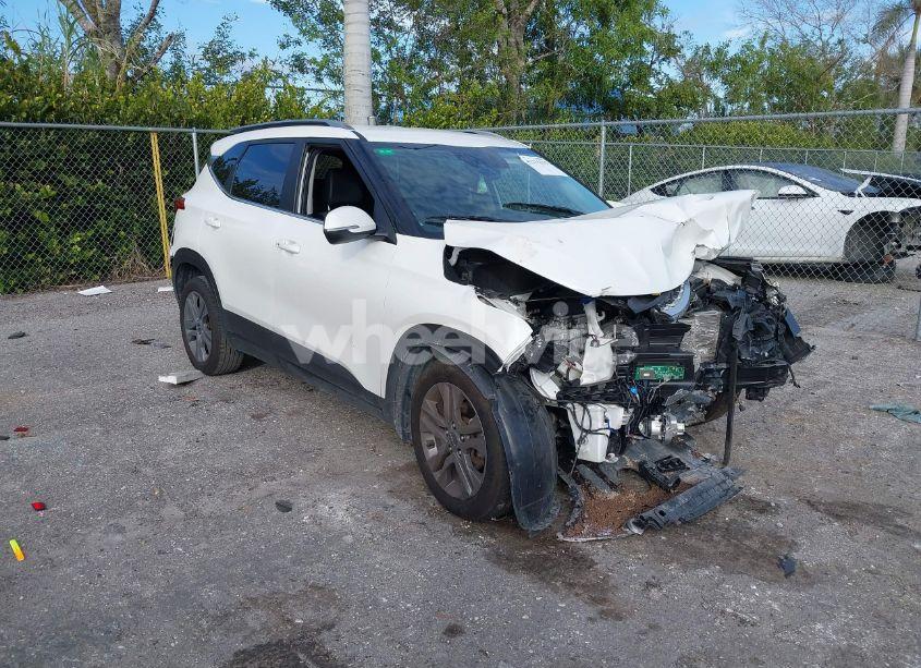 2022 Kia Seltos S (VIN KNDEU2AA9N7262868) main photo