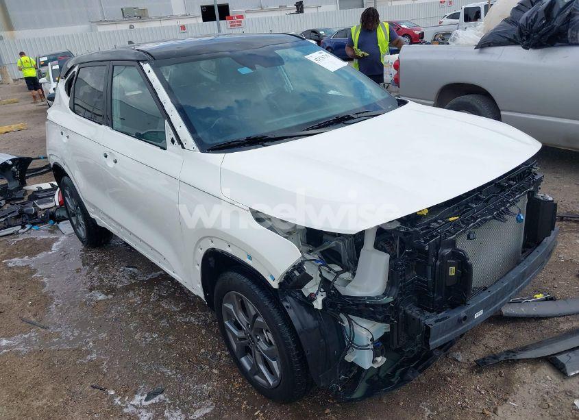 2024 Kia Seltos S (VIN KNDEU2AA9R7665996) main photo