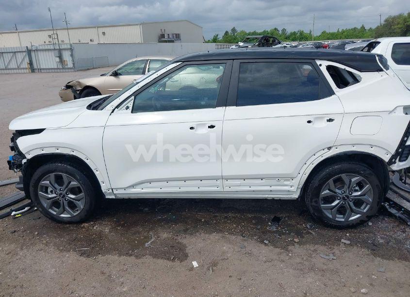 Photo 15 of 2024 Kia Seltos S (VIN KNDEU2AA9R7665996)