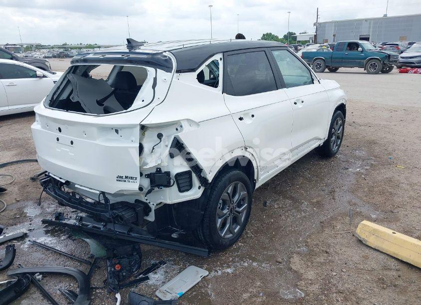 Photo 4 of 2024 Kia Seltos S (VIN KNDEU2AA9R7665996)