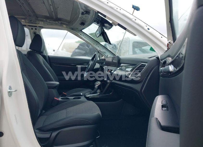 Photo 5 of 2024 Kia Seltos S (VIN KNDEU2AA9R7665996)