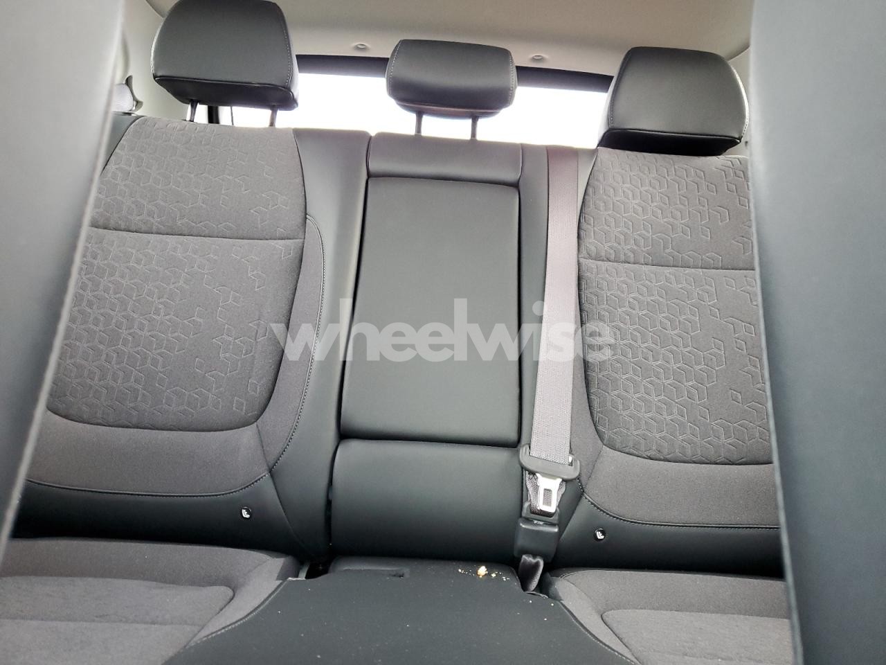 Photo 10 of 2024 KIA SELTOS S (VIN KNDEU2AAXR7614748)