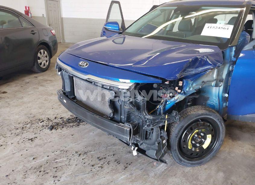 Photo 6 of 2021 Kia Seltos S (VIN KNDEUCAA0M7135494)