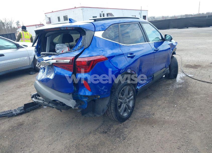 Photo 4 of 2023 Kia Seltos S (VIN KNDEUCAA4P7402480)