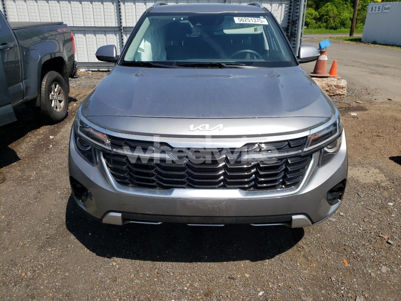 Photo 5 of 2024 KIA SELTOS S (VIN KNDEUCAA7R7486765)