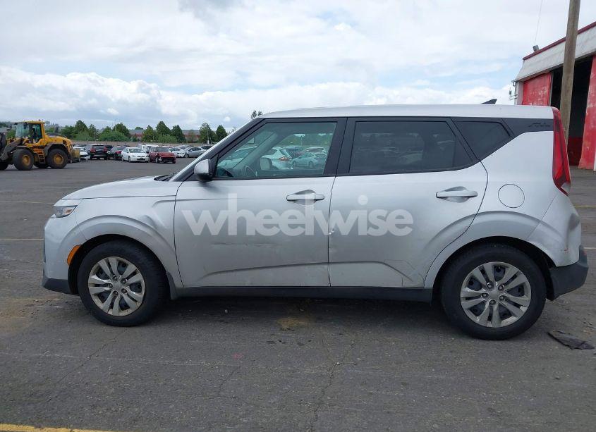 Photo 14 of 2020 Kia Soul LX (VIN KNDJ23AU0L7110916)