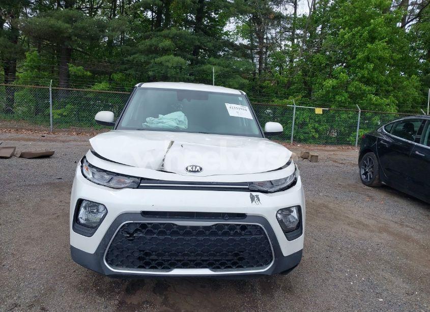 Photo 12 of 2020 Kia Soul S (VIN KNDJ23AU0L7722100)