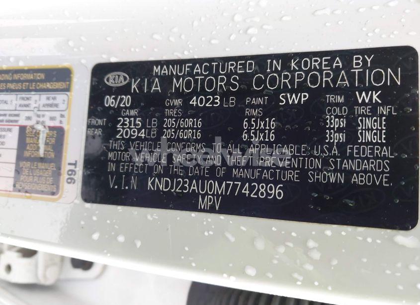 Photo 9 of 2021 Kia Soul LX (VIN KNDJ23AU0M7742896)