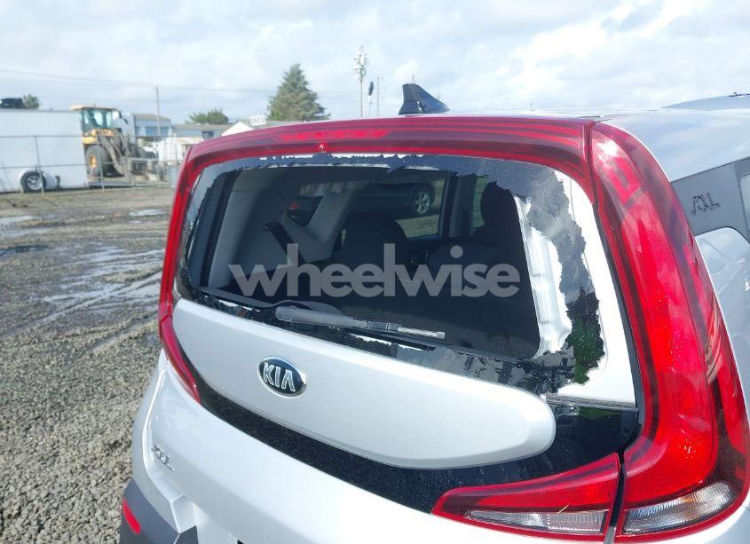 Photo 20 of 2021 Kia Soul S (VIN KNDJ23AU0M7747371)