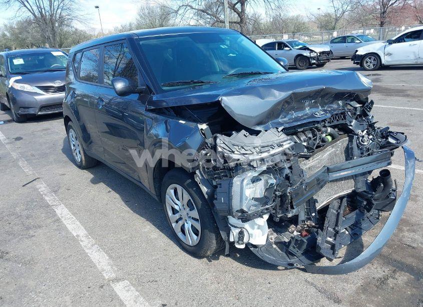 2021 Kia Soul LX (VIN KNDJ23AU0M7769516) main photo