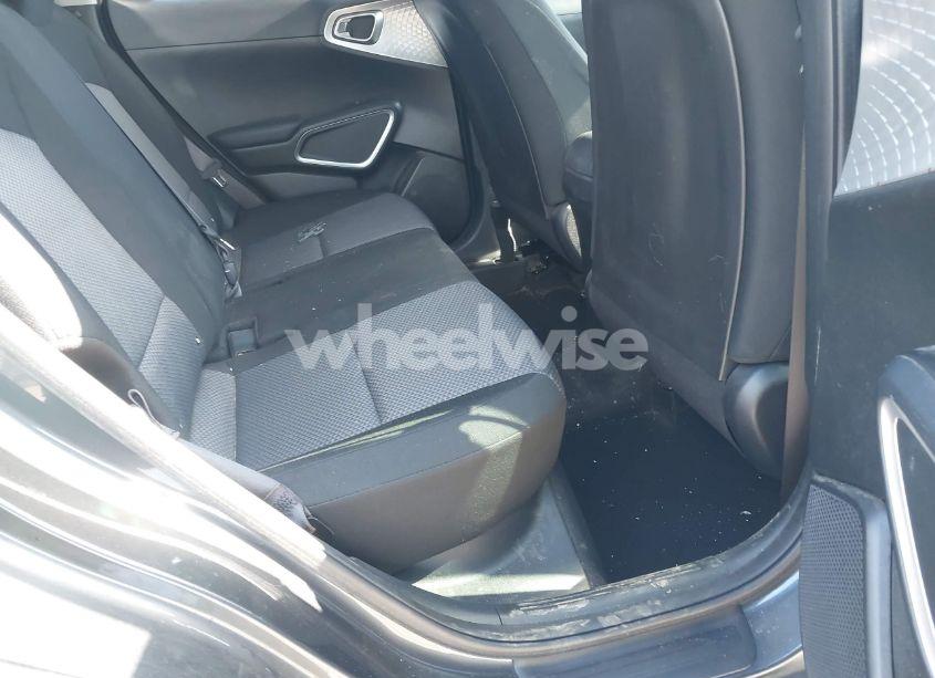 Photo 8 of 2021 Kia Soul LX (VIN KNDJ23AU0M7769516)