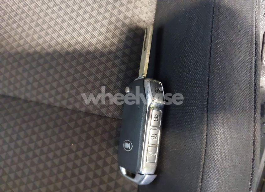 Photo 11 of 2021 Kia Soul LX (VIN KNDJ23AU0M7771623)