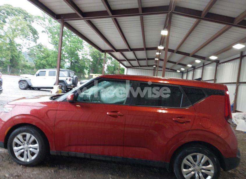 Photo 14 of 2021 Kia Soul LX (VIN KNDJ23AU0M7771623)