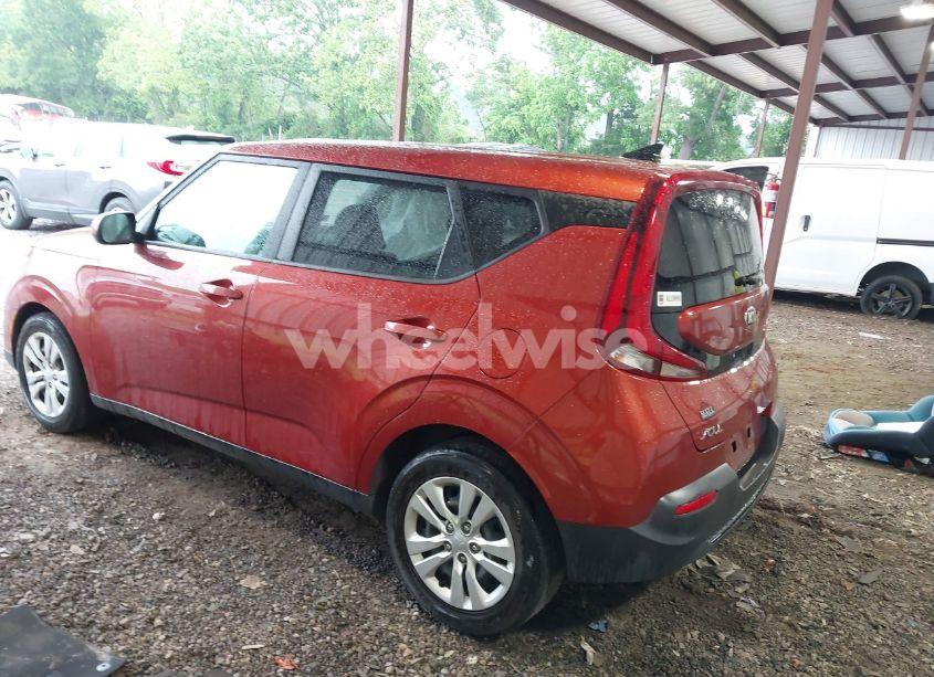 Photo 3 of 2021 Kia Soul LX (VIN KNDJ23AU0M7771623)