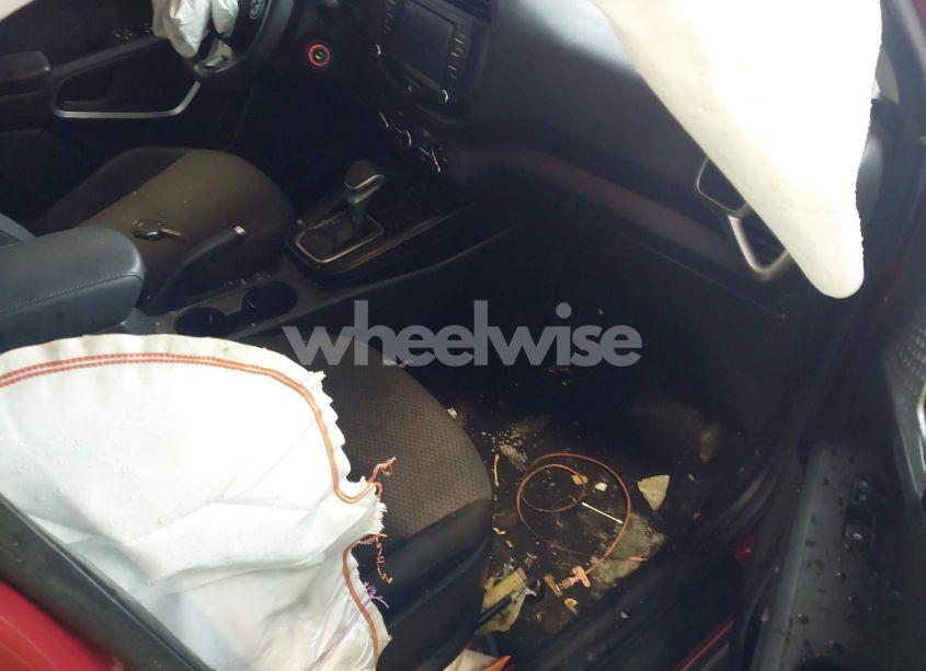 Photo 5 of 2021 Kia Soul LX (VIN KNDJ23AU0M7771623)