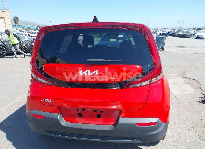 Photo 16 of 2022 Kia Soul LX (VIN KNDJ23AU0N7182606)