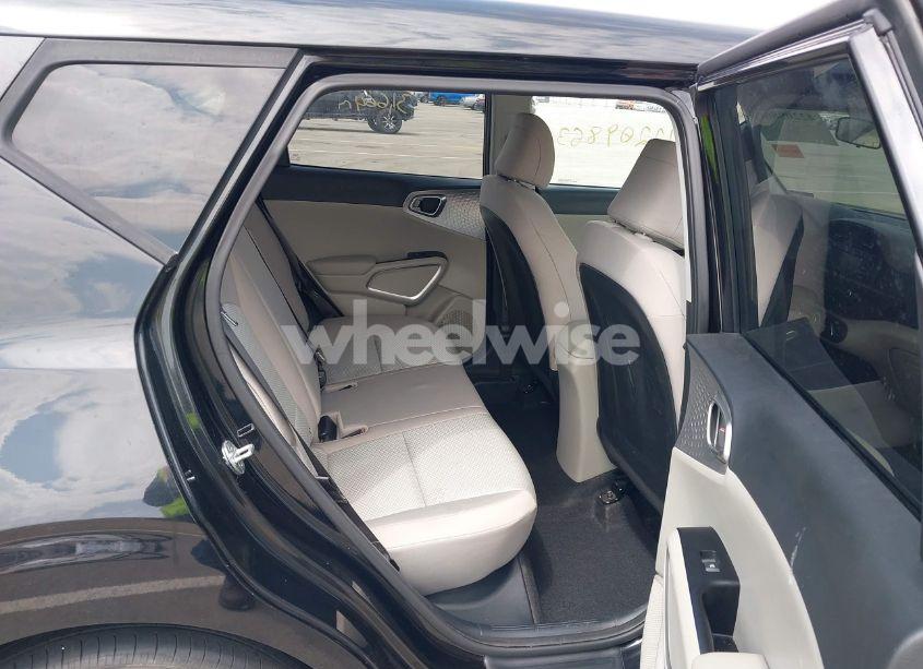 Photo 8 of 2023 Kia Soul LX (VIN KNDJ23AU0P7843263)