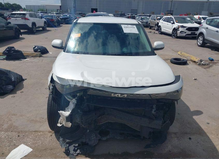 Photo 12 of 2023 Kia Soul LX (VIN KNDJ23AU0P7861374)
