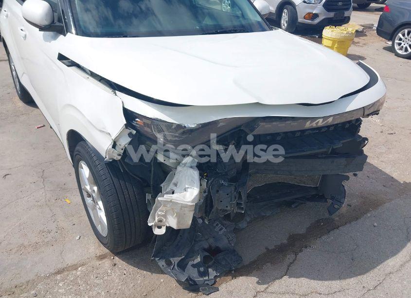 Photo 6 of 2023 Kia Soul LX (VIN KNDJ23AU0P7861374)