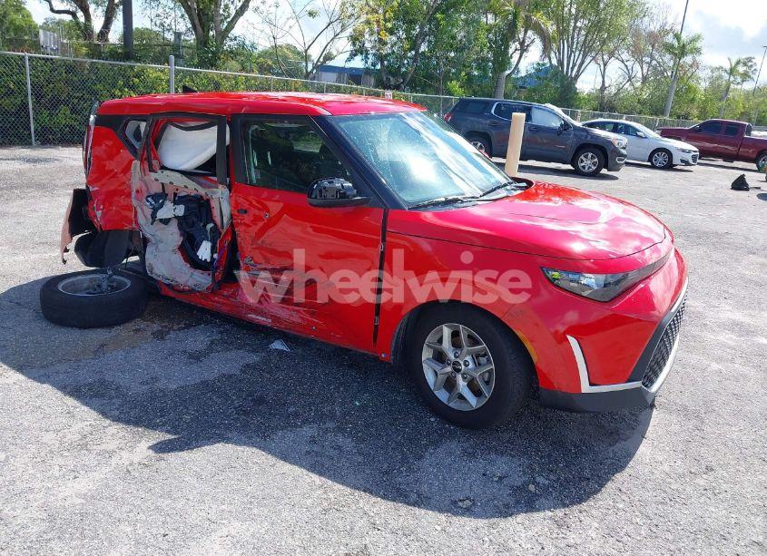 2025 Kia Soul LX (VIN KNDJ23AU0S7245537) main photo