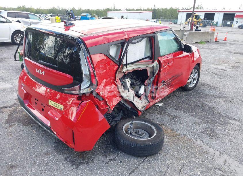 Photo 6 of 2025 Kia Soul LX (VIN KNDJ23AU0S7245537)